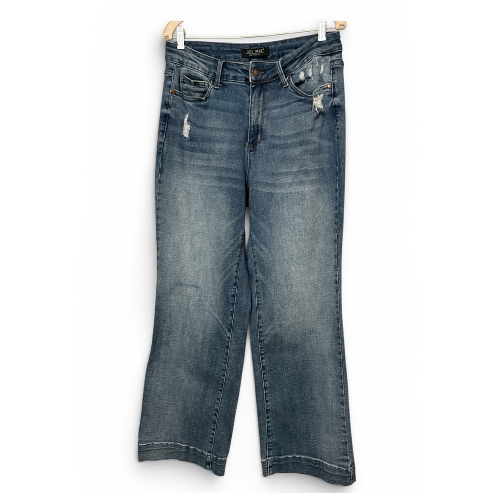 Judy Blue wide leg high rise women’s blue jeans 
Size 14W